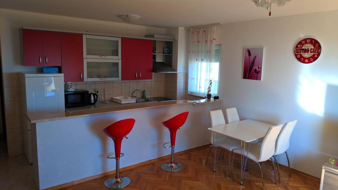 Apartman Baška Voda Extérieur photo