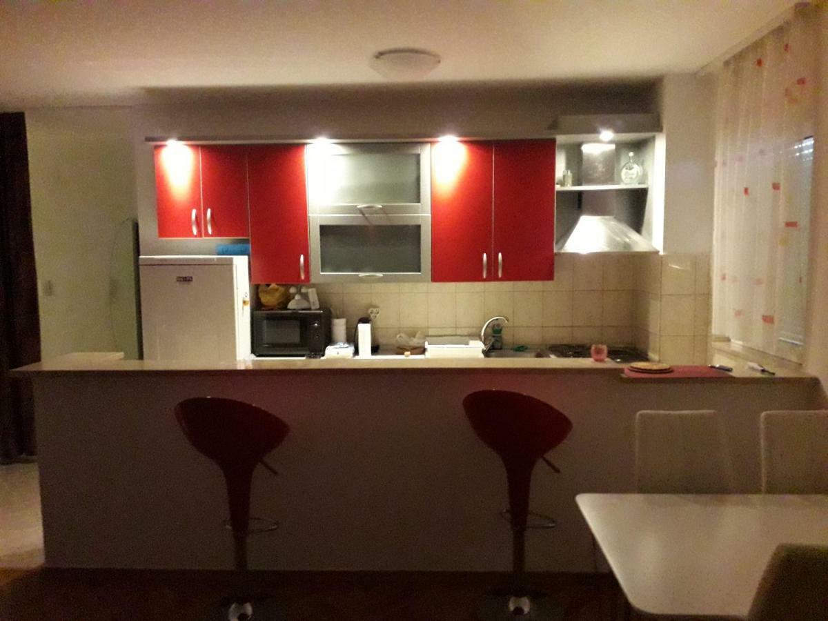 Apartman Baška Voda Extérieur photo